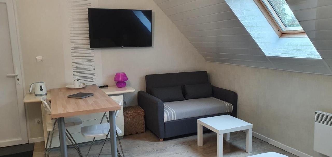 Suite Parentale Du Relais De Drugy Saint-Riquier Exterior foto